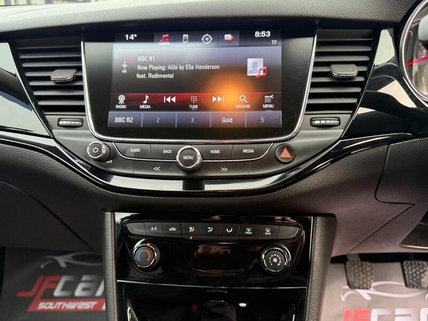 Used Vauxhall Astra 2017 for sale - 76242864: Photo 37