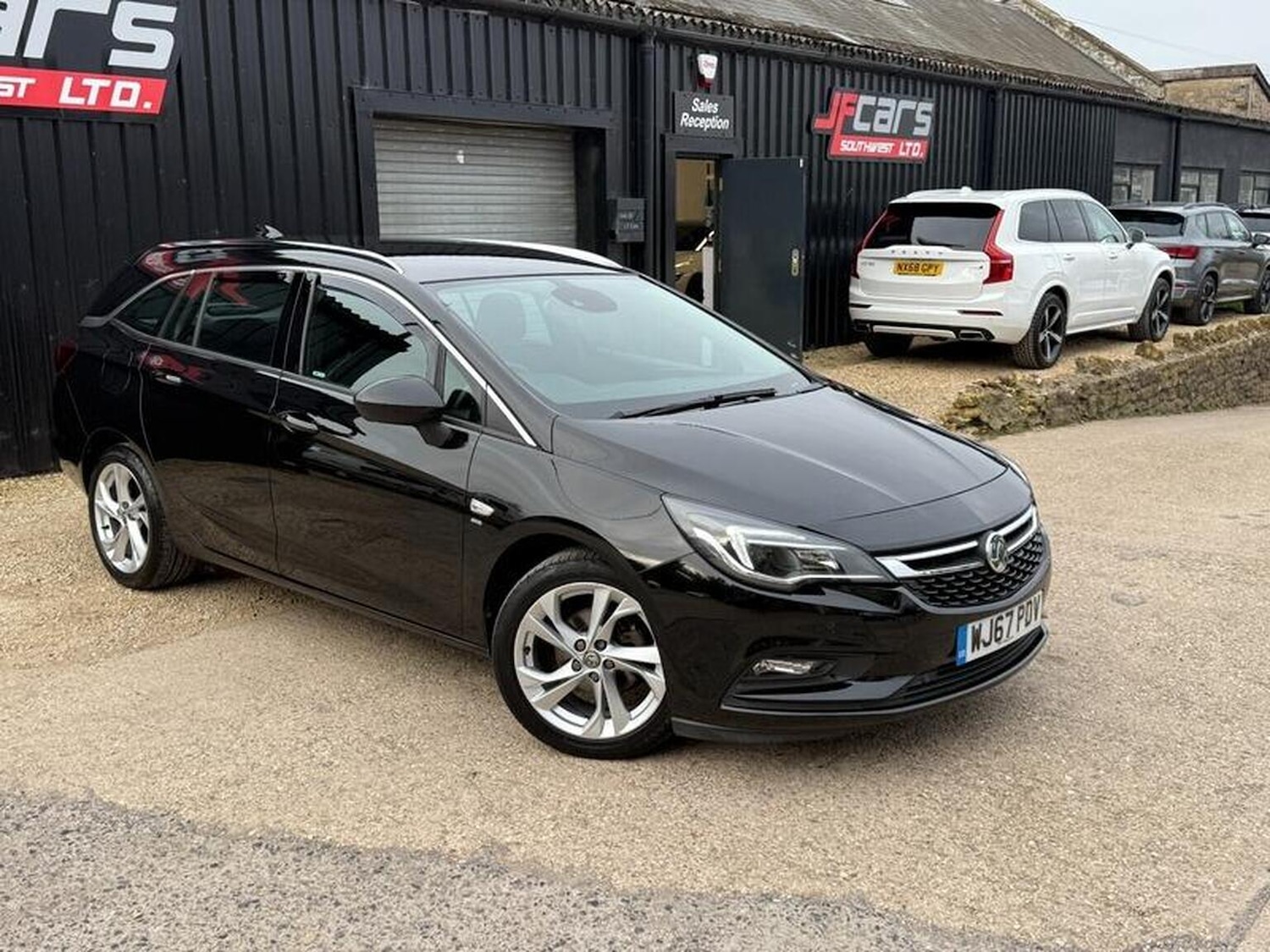 Used Vauxhall Astra 2017 for sale - 76242864: Photo 4