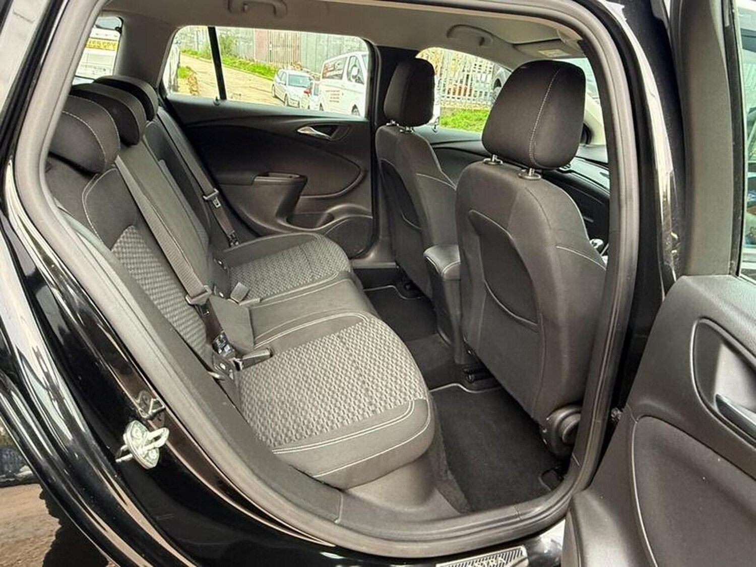 Used Vauxhall Astra 2017 for sale - 76242864: Photo 45