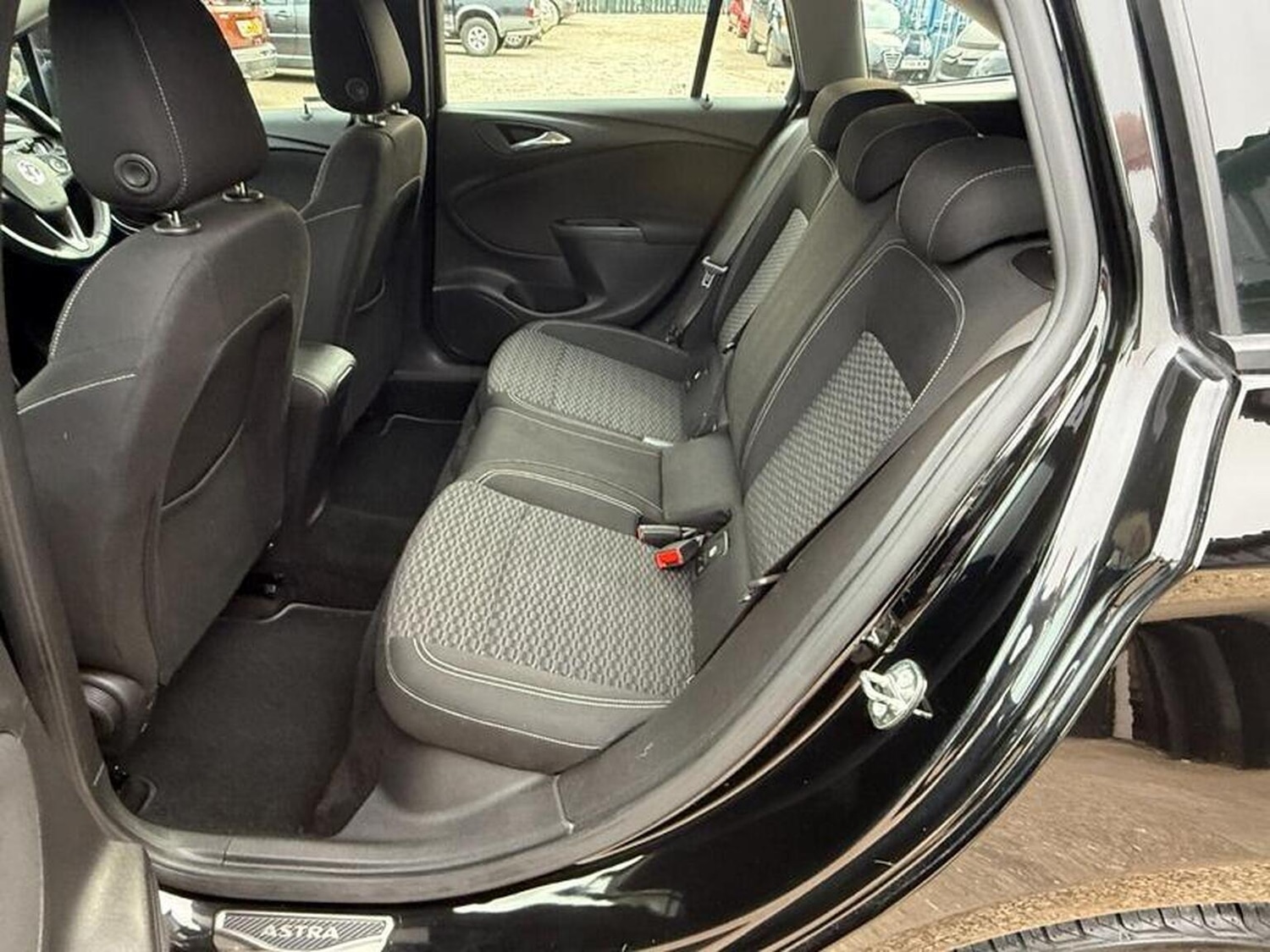 Used Vauxhall Astra 2017 for sale - 76242864: Photo 48