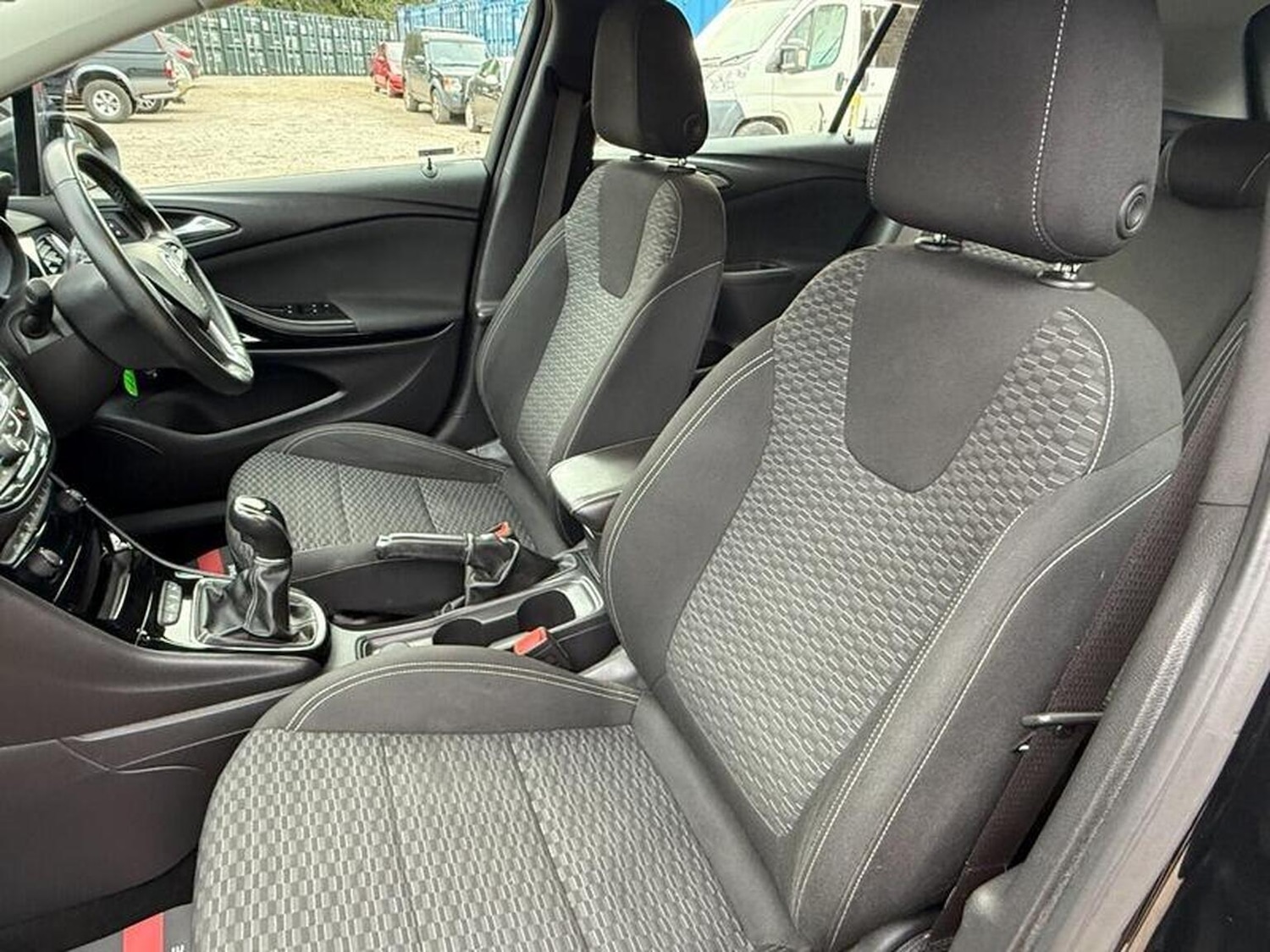 Used Vauxhall Astra 2017 for sale - 76242864: Photo 51