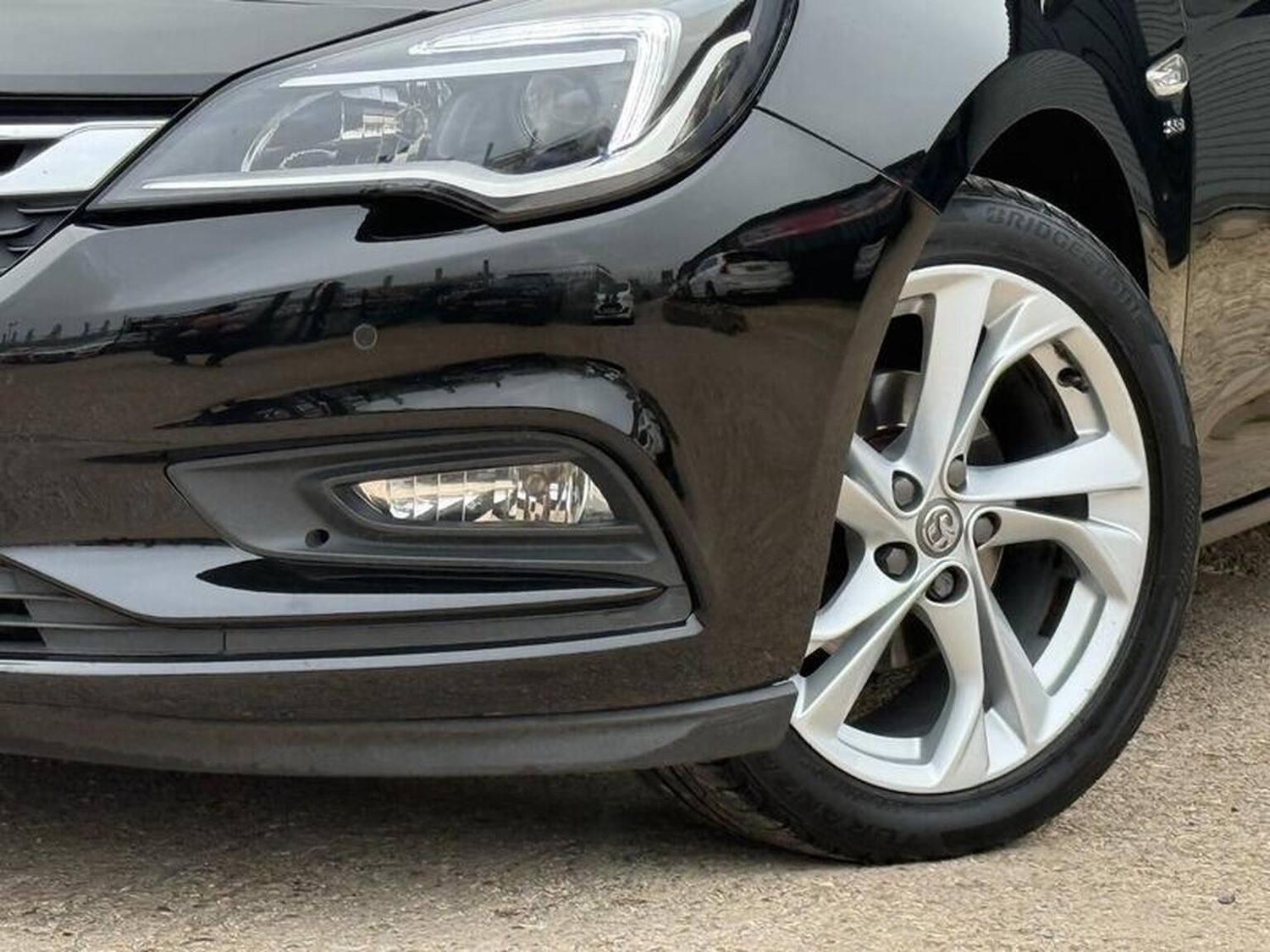 Used Vauxhall Astra 2017 for sale - 76242864: Photo 9