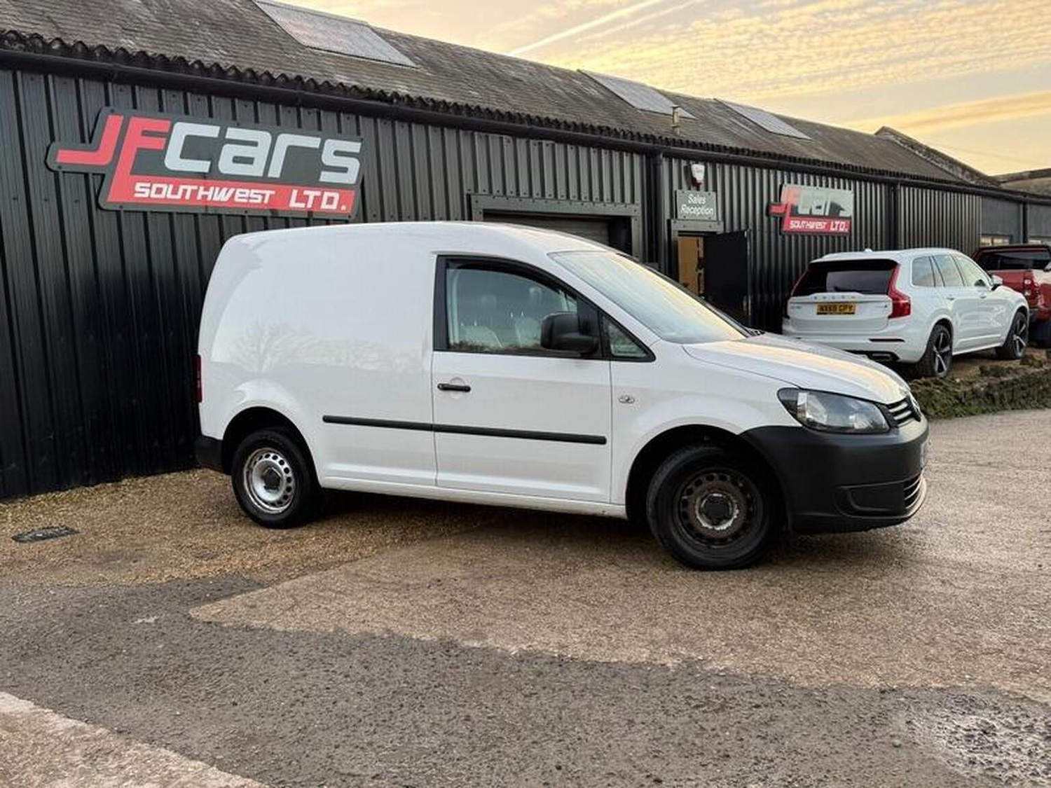 Used Volkswagen Caddy 2014 for sale - 76924455: Photo 4