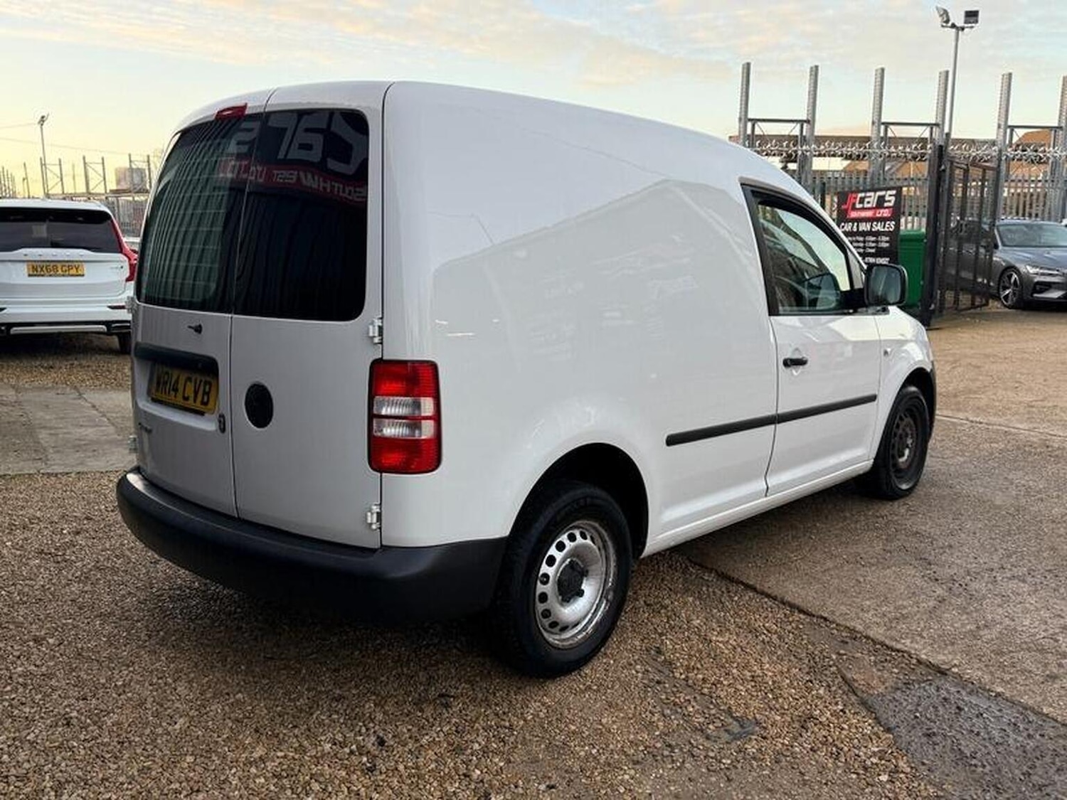 Used Volkswagen Caddy 2014 for sale - 76924455: Photo 9