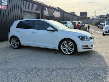 2017 - 2.0 TDI BlueMotion Tech GT Edition Euro 6 (s/s) 5dr