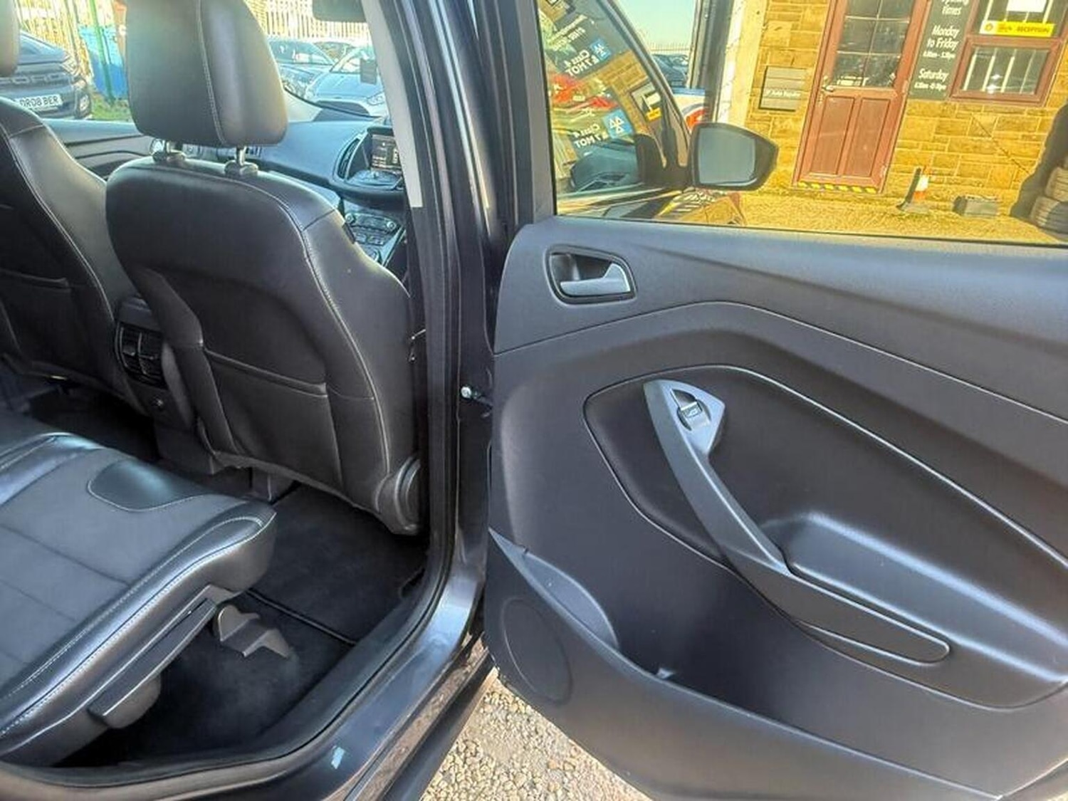 Used Ford Kuga 2016 for sale - 76924323: Photo 42