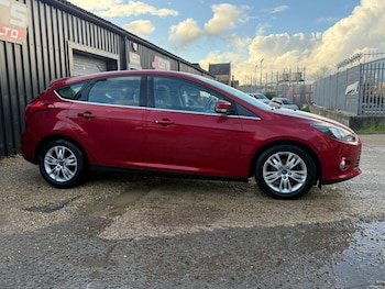 Used Ford Focus 2014 for sale - 76511004: Photo