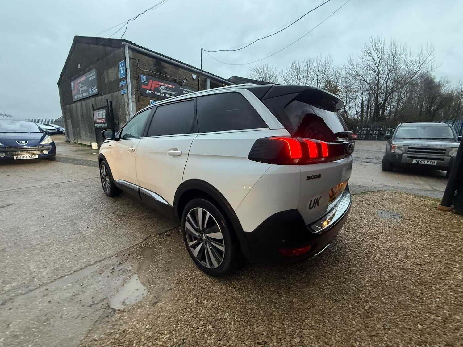 Used Peugeot 5008 2020 for sale - 76863876: Photo 11