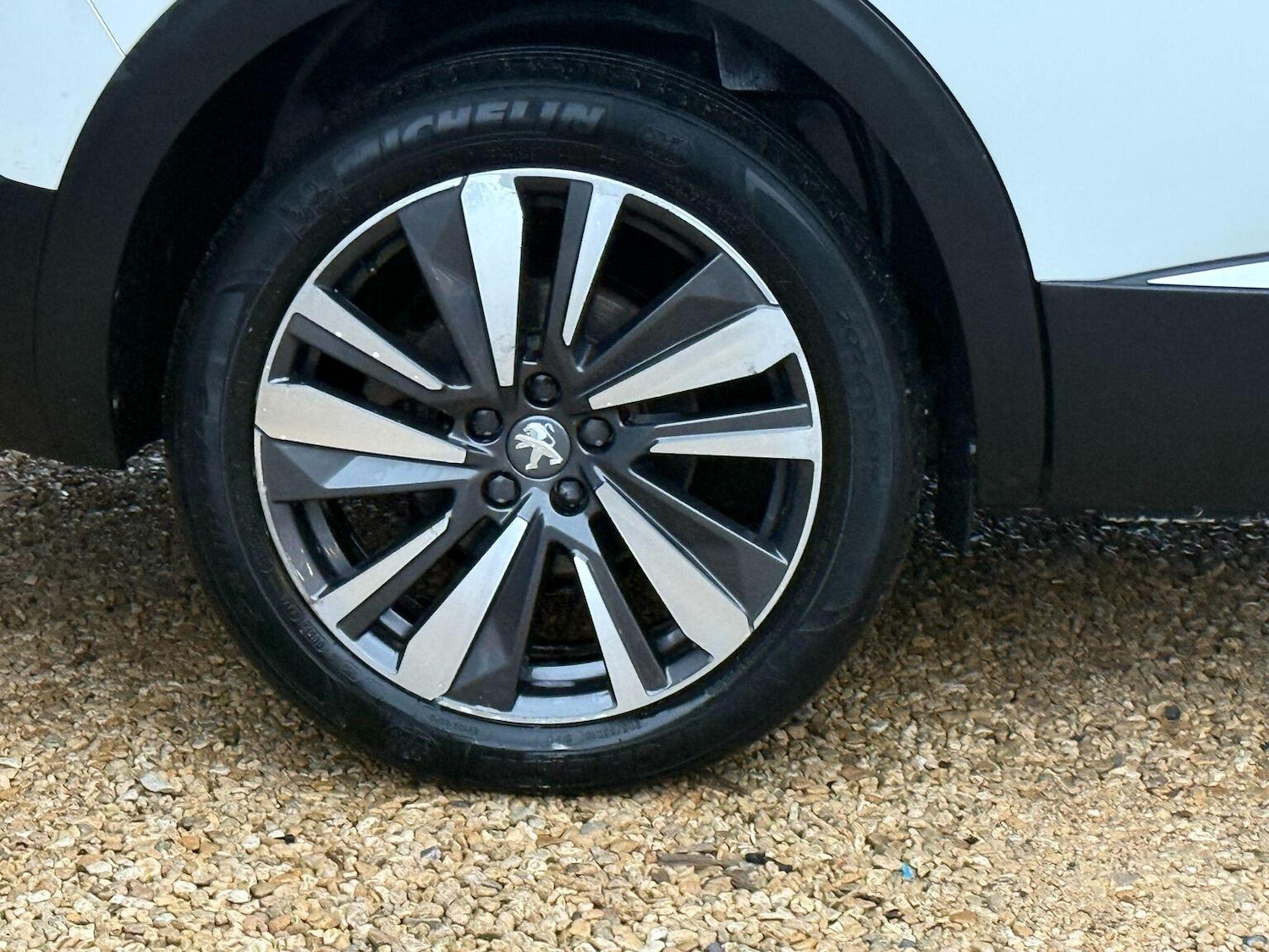 Used Peugeot 5008 2020 for sale - 76863876: Photo 17