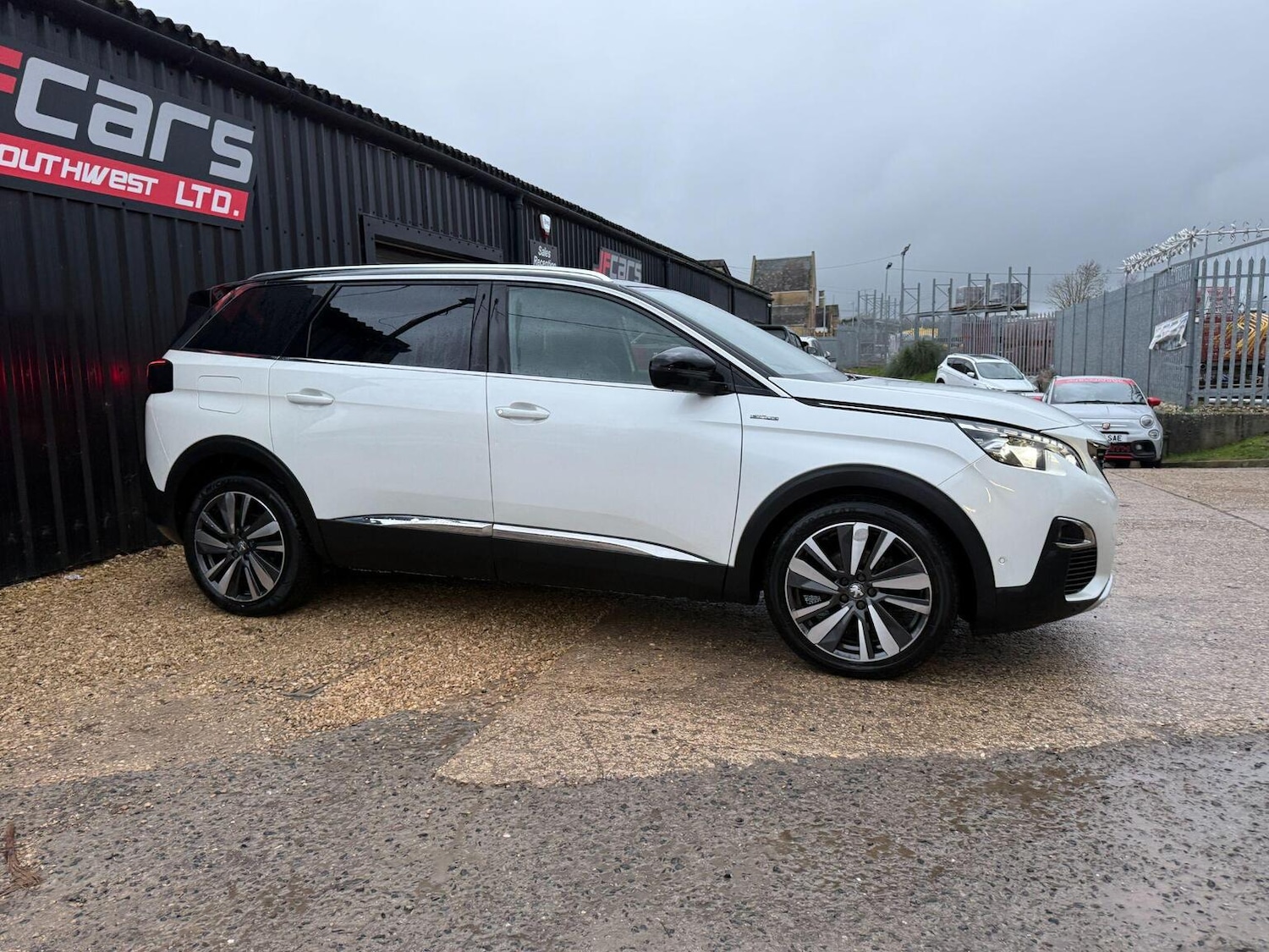 Used Peugeot 5008 2020 for sale - 76863876: Photo 2