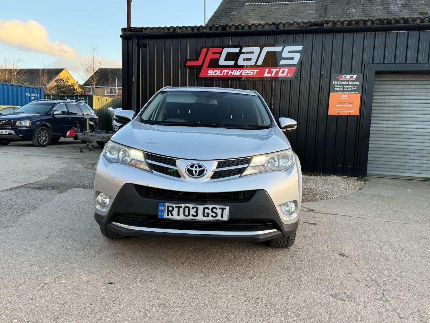 Used Toyota RAV4 2013 for sale - 77836896: Photo 3