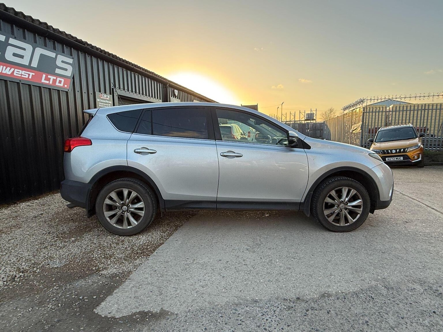 Used Toyota RAV4 2013 for sale - 77836896: Photo 9