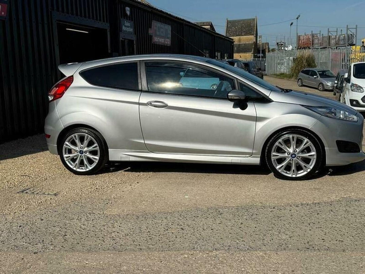 Used Ford Fiesta 2016 for sale - 76924531: Photo 14