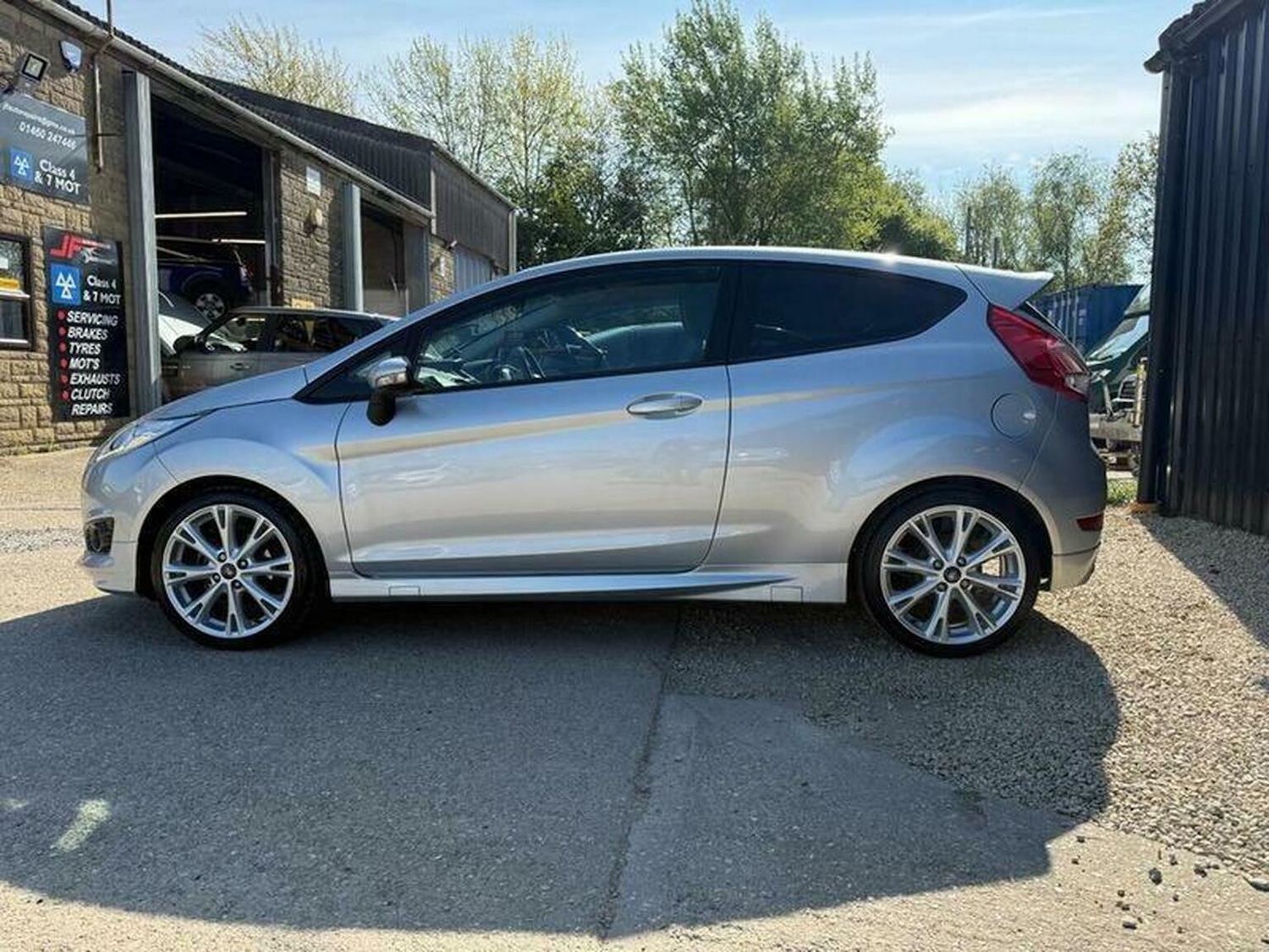 Used Ford Fiesta 2016 for sale - 76924531: Photo 24