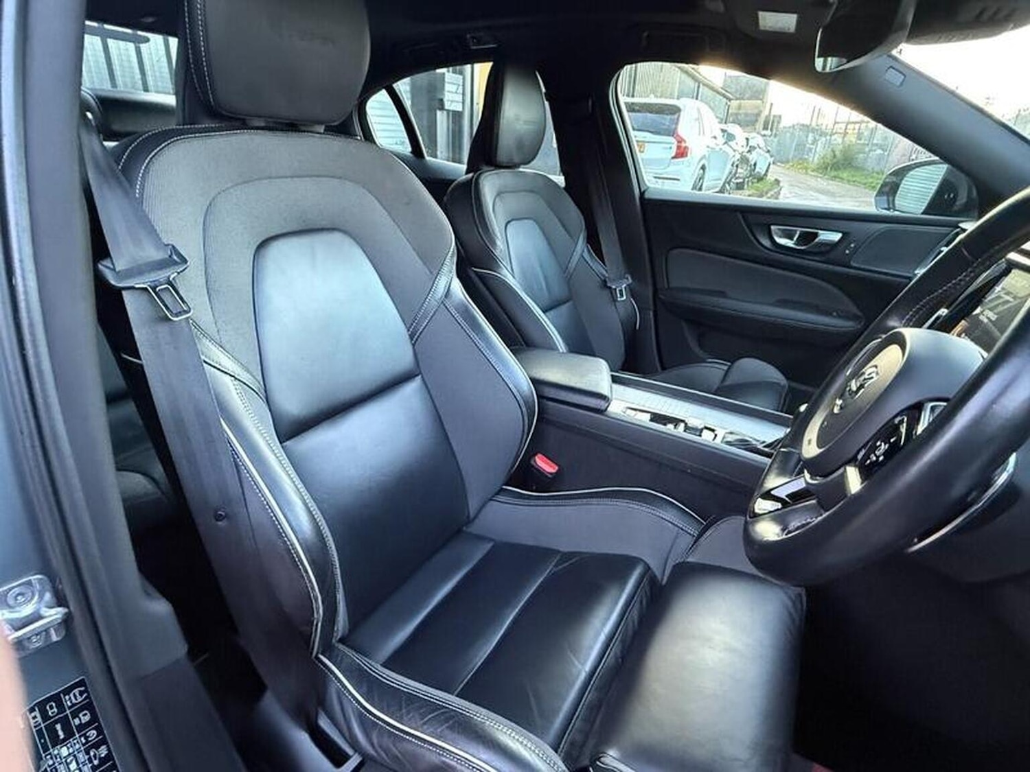 Used Volvo S60 2019 for sale - 76794431: Photo 58