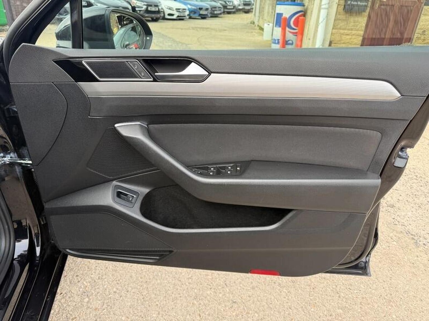 Used Volkswagen Passat 2019 for sale - 77991789: Photo 24