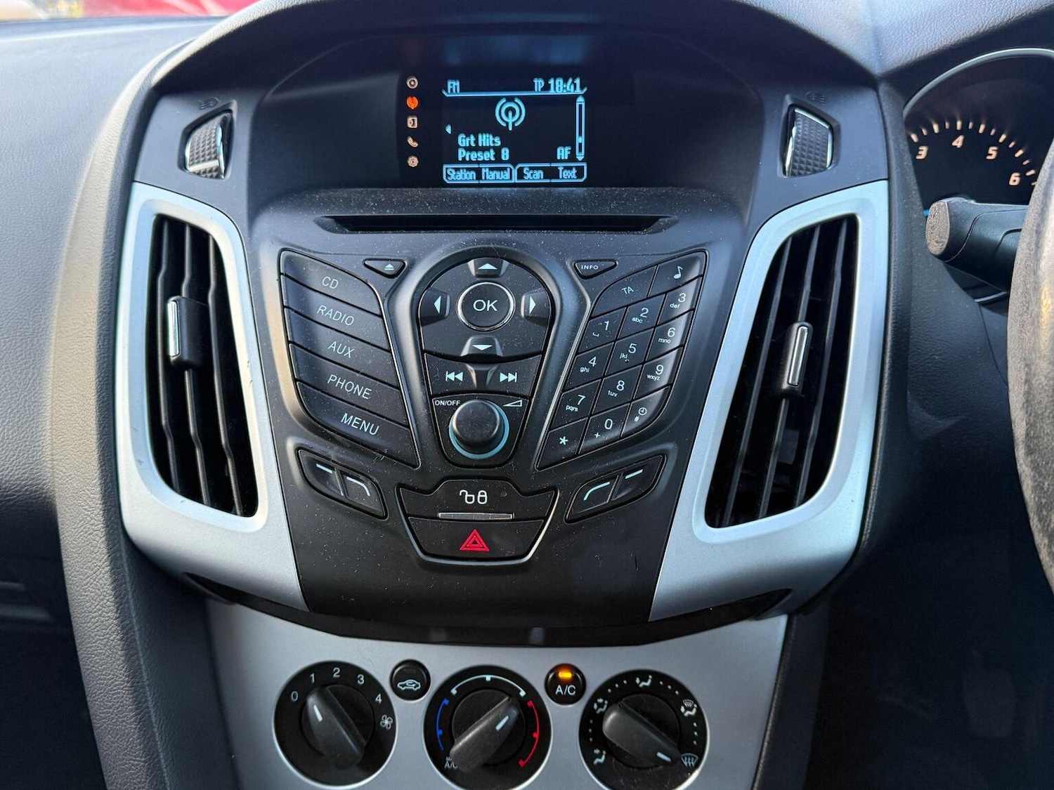 Used Ford Focus 2013 for sale - 77851319: Photo 13