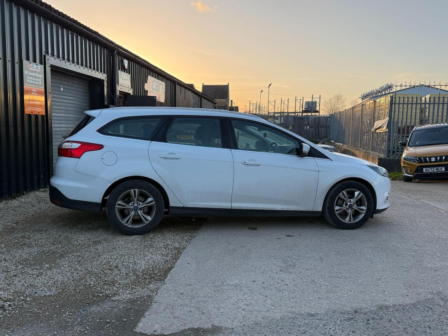 Used Ford Focus 2013 for sale - 77851319: Photo 2