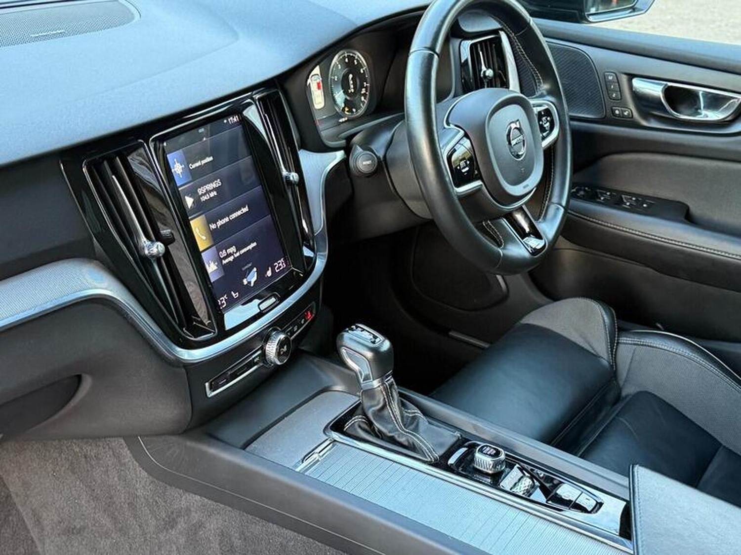 Used Volvo S60 2019 for sale - 75836291: Photo 44