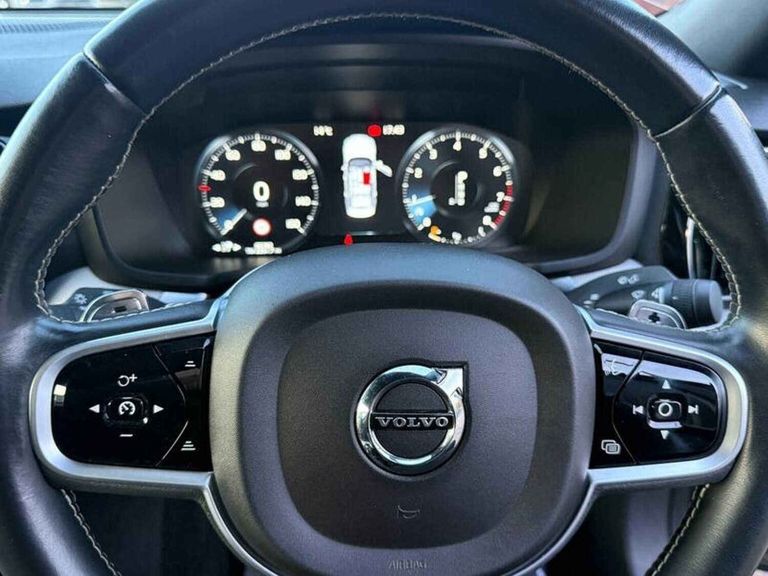 Used Volvo S60 2019 for sale - 75836291: Photo 64