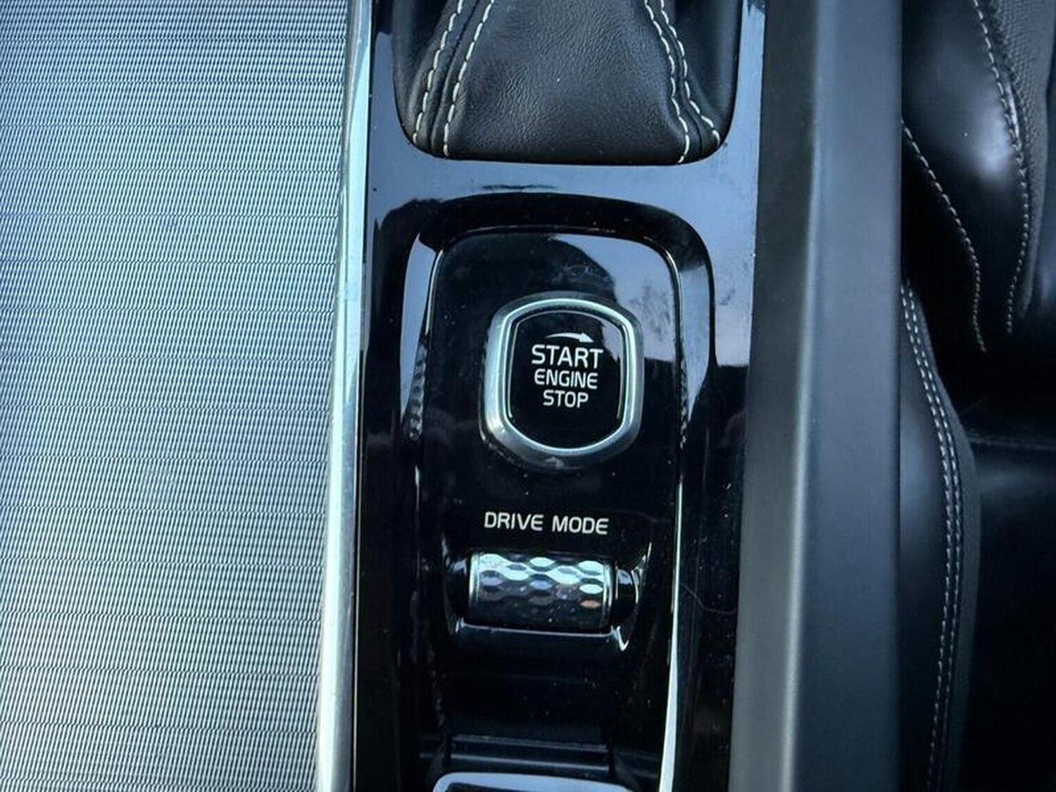 Used Volvo S60 2019 for sale - 75836291: Photo 70