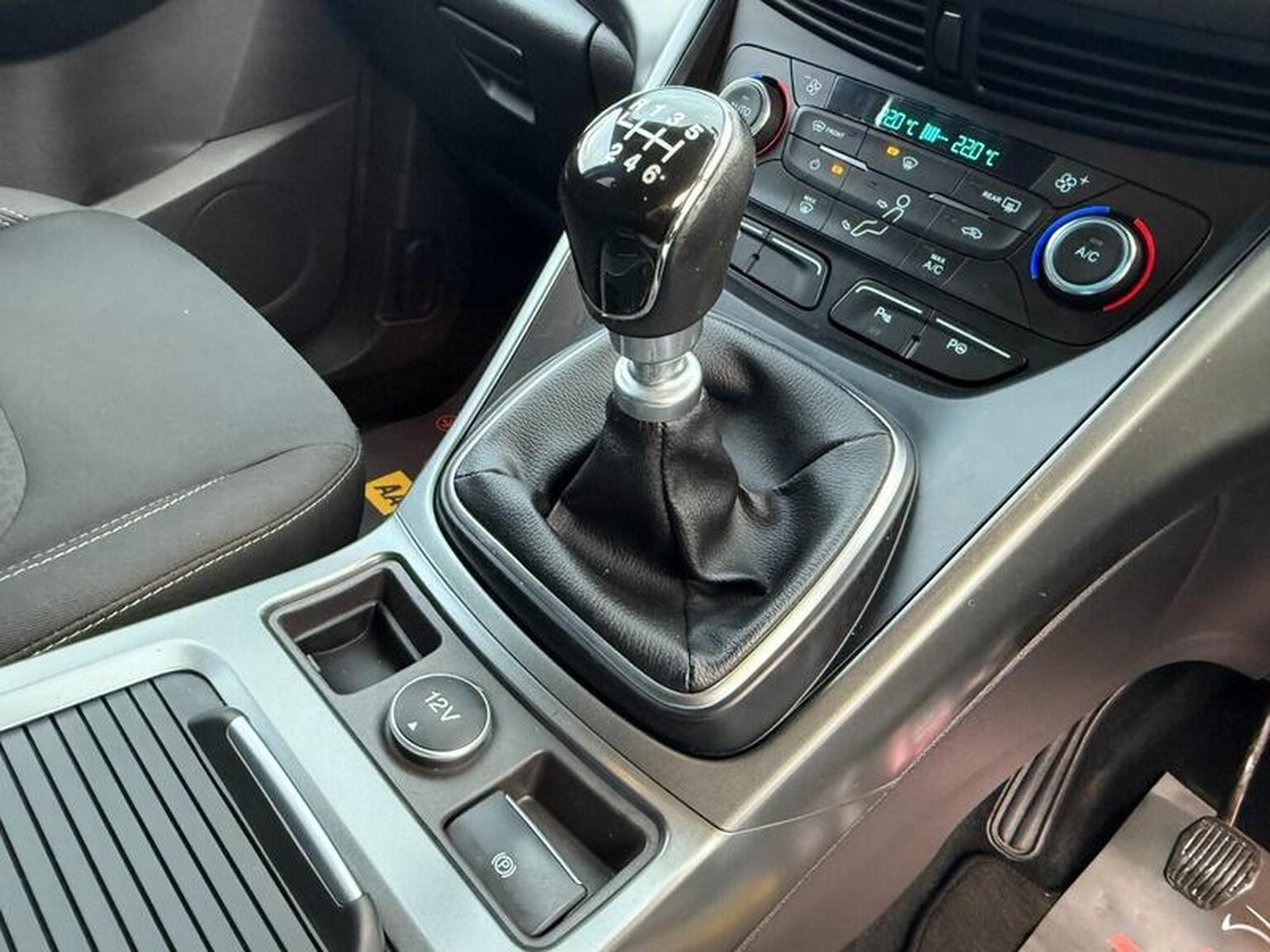 Used Ford Kuga 2017 for sale - 76741313: Photo 53