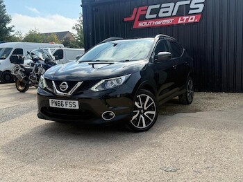 Used Nissan Qashqai 2016 for sale - 75999789: Photo