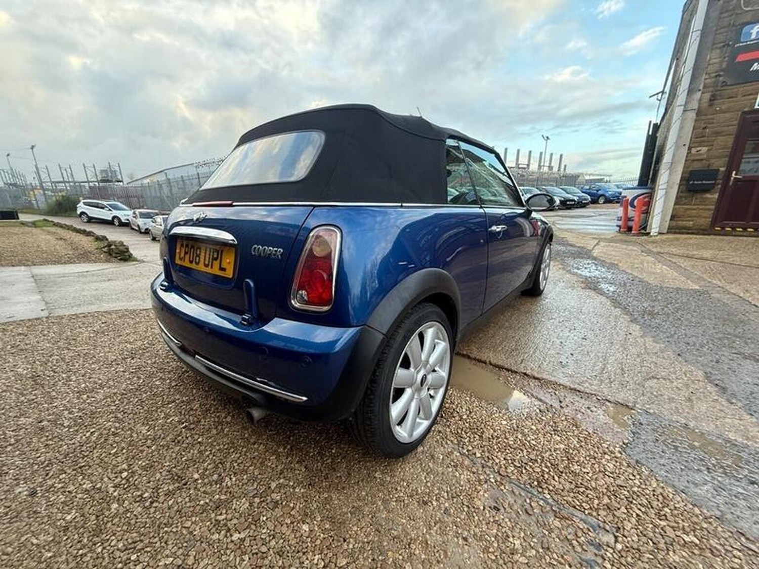 Used MINI Convertible 2008 for sale - 77228270: Photo 14
