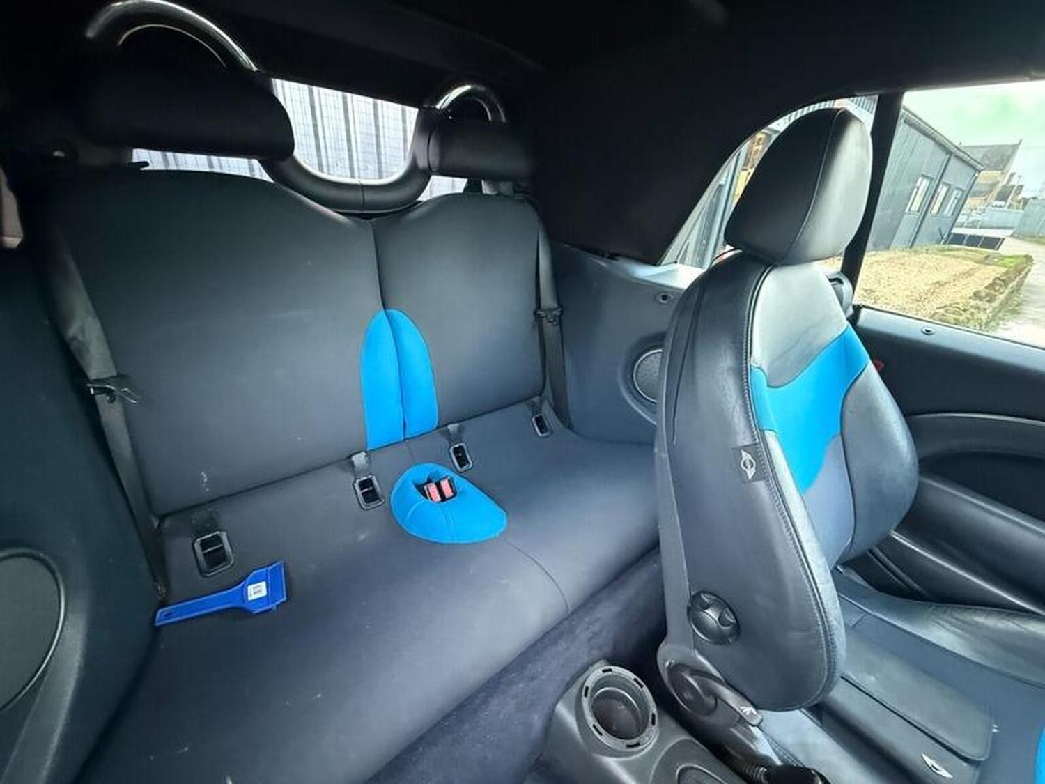 Used MINI Convertible 2008 for sale - 77228270: Photo 17