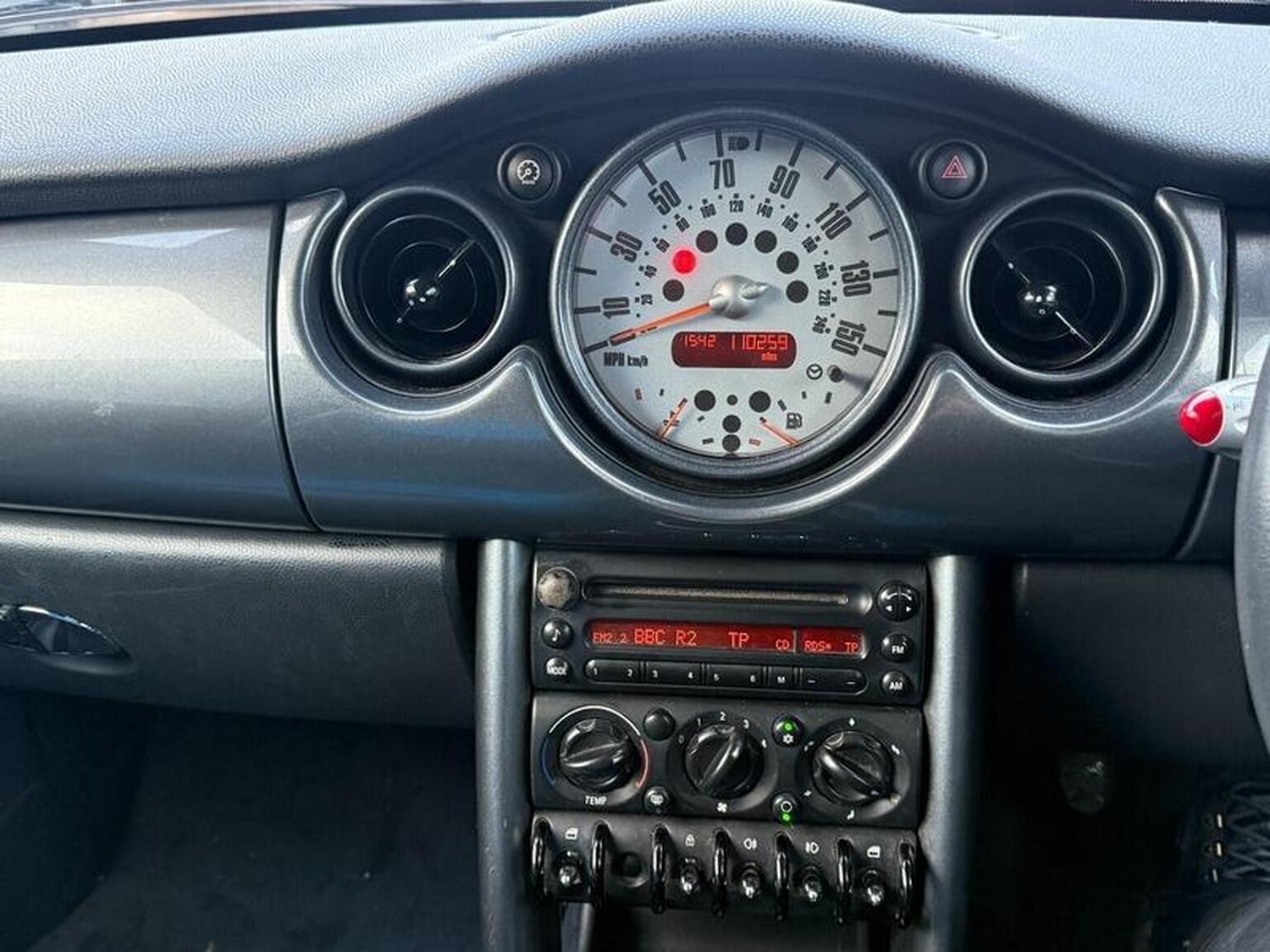 Used MINI Convertible 2008 for sale - 77228270: Photo 23