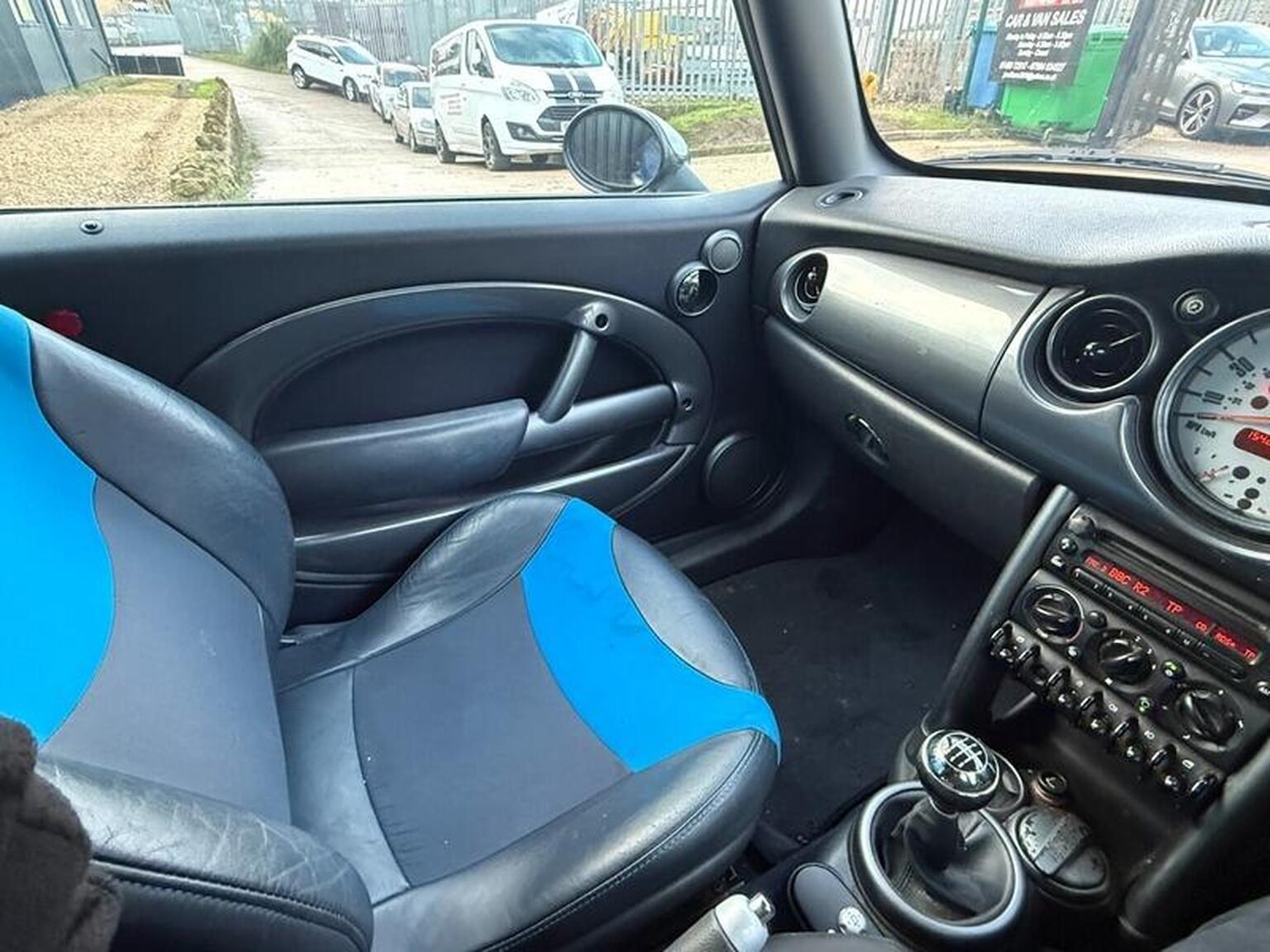 Used MINI Convertible 2008 for sale - 77228270: Photo 28