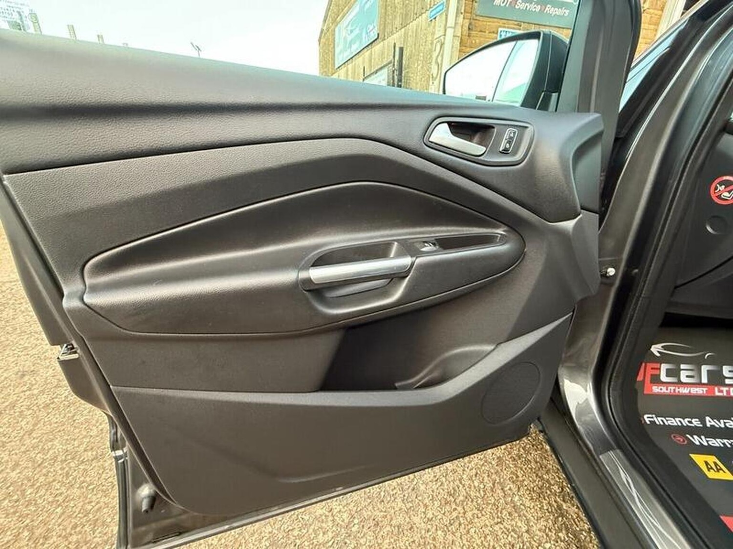 Used Ford Kuga 2015 for sale - 76821556: Photo 28