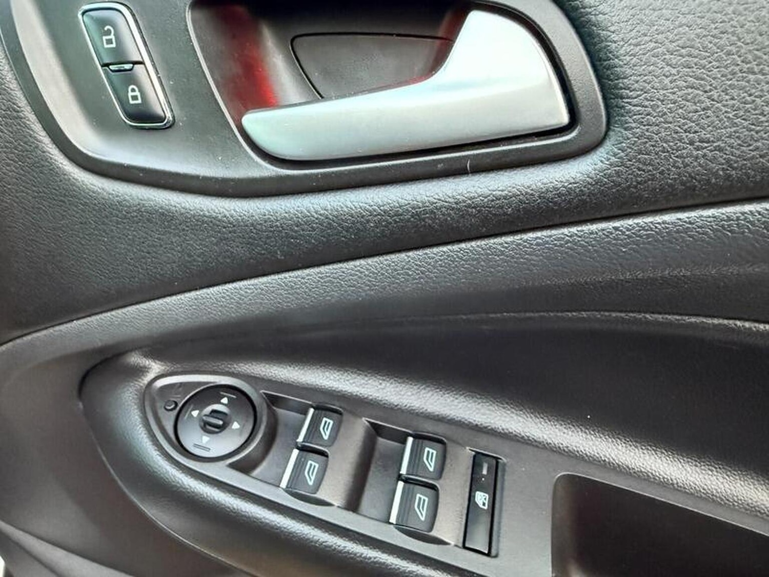 Used Ford Kuga 2015 for sale - 76821556: Photo 43