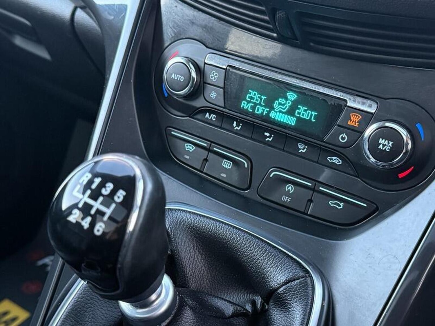 Used Ford Kuga 2015 for sale - 76821556: Photo 60