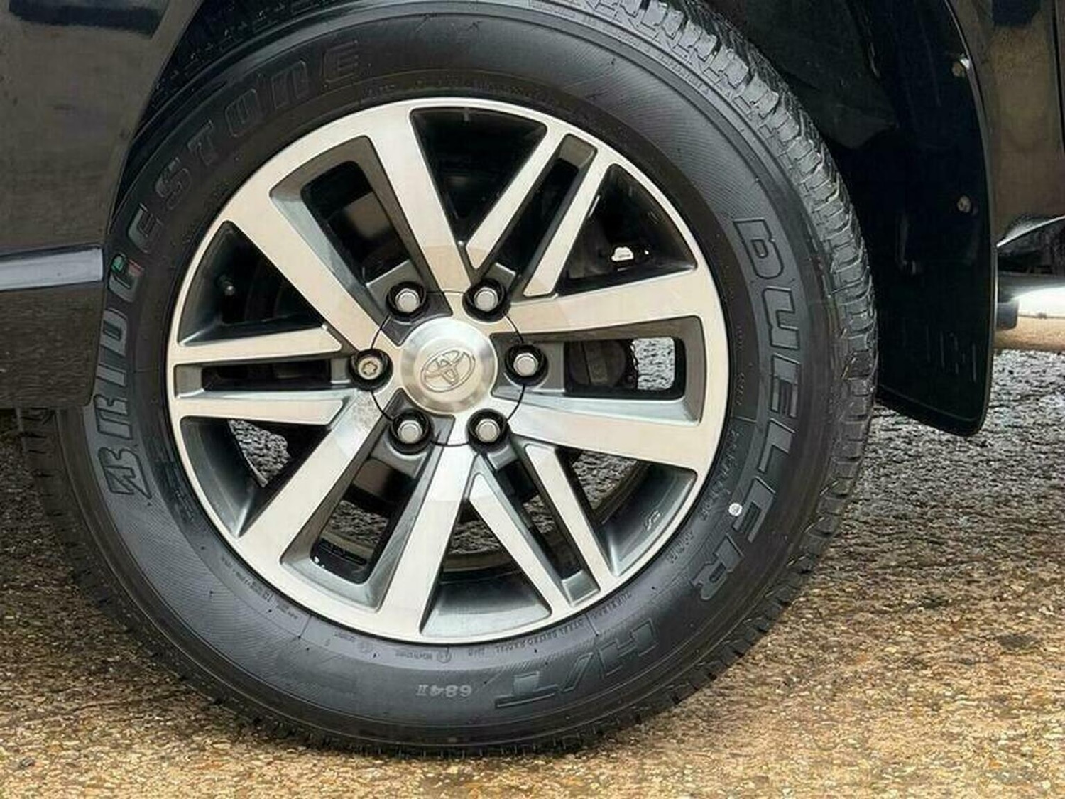 Used Toyota Hilux 2019 for sale - 76407472: Photo 15