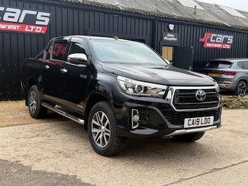 Used Toyota Hilux 2019 for sale - 76407472: Photo