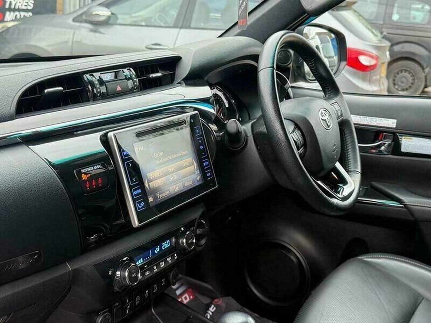 Used Toyota Hilux 2019 for sale - 76407472: Photo 32