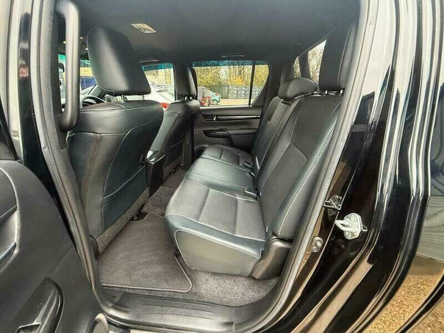 Used Toyota Hilux 2019 for sale - 76407472: Photo 36