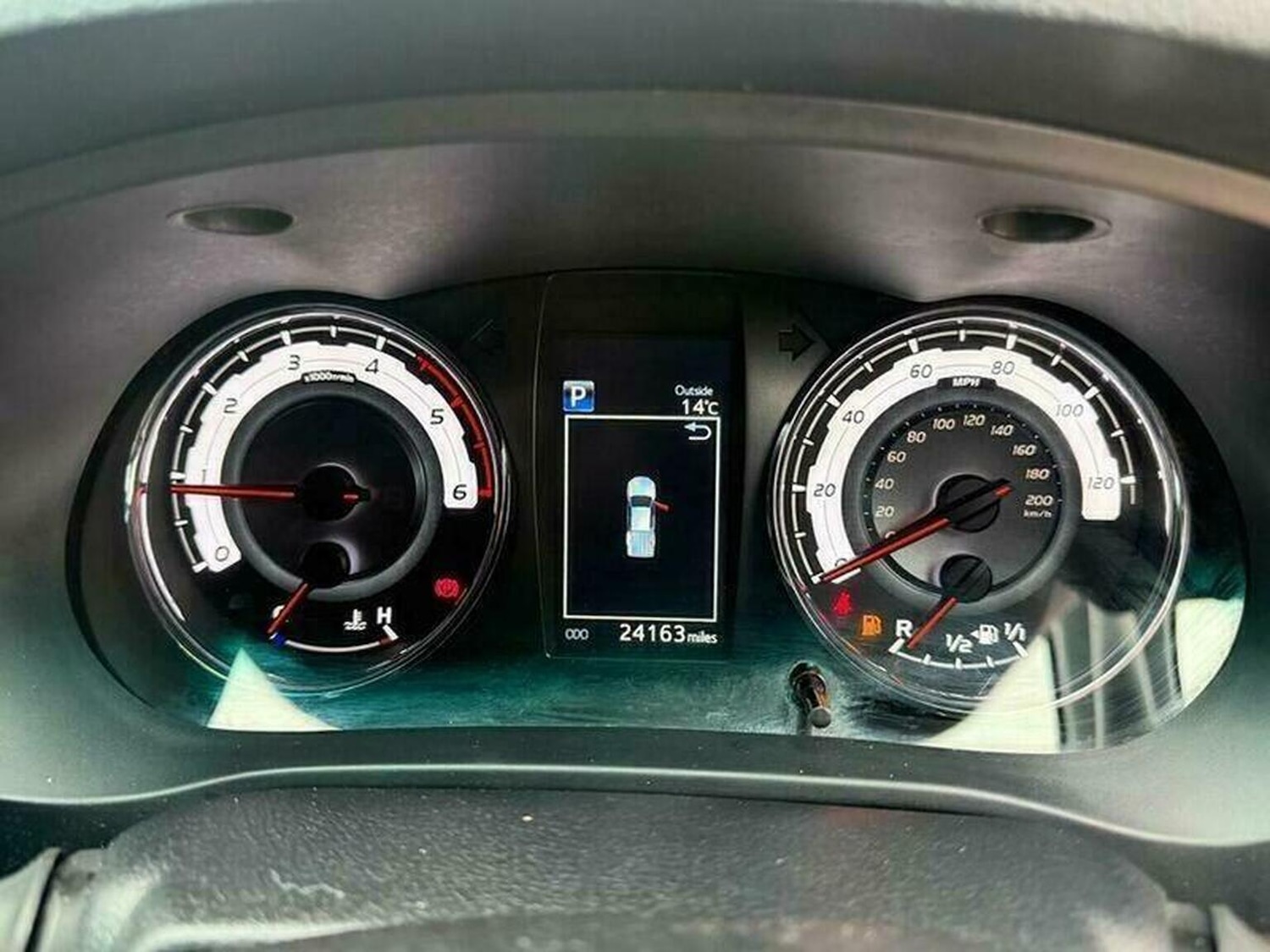 Used Toyota Hilux 2019 for sale - 76407472: Photo 46