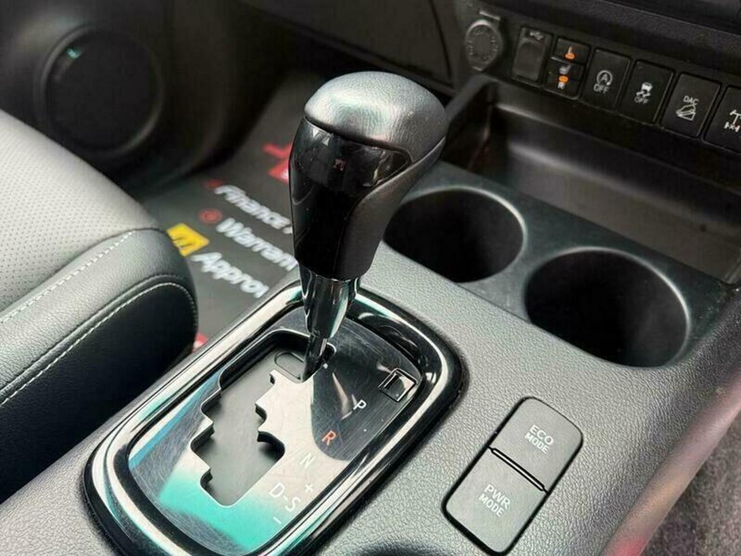 Used Toyota Hilux 2019 for sale - 76407472: Photo 49