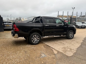 Used Toyota Hilux 2019 for sale - 76407472: Photo