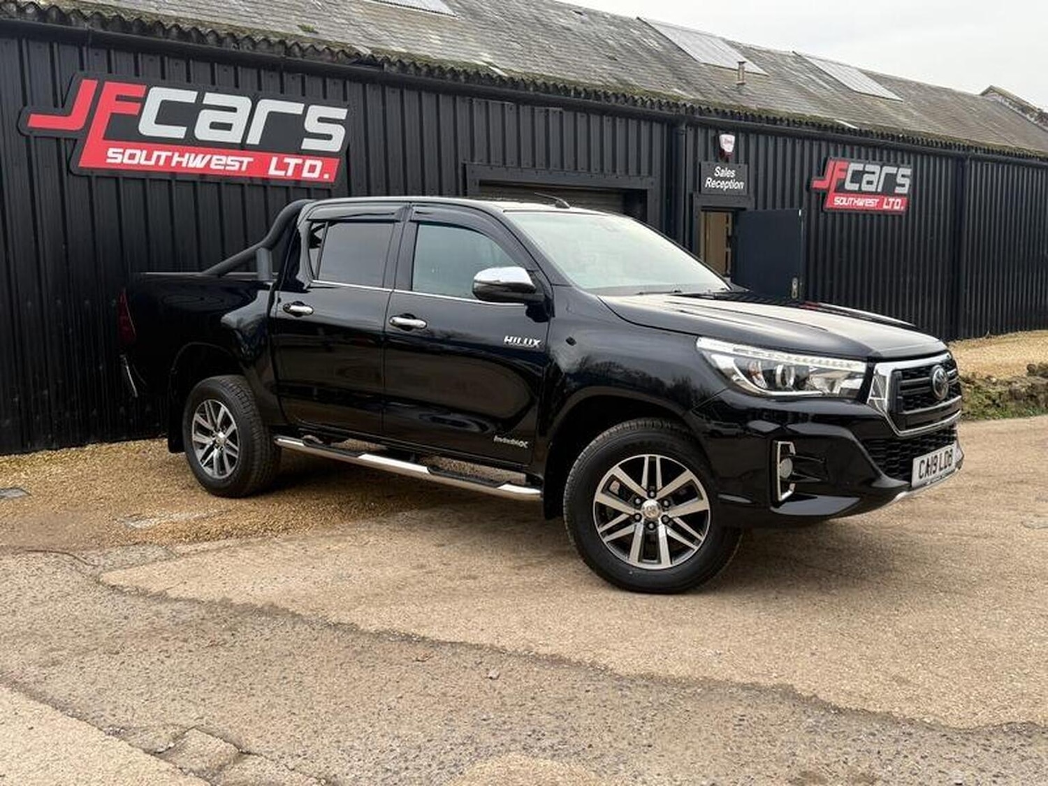 Used Toyota Hilux 2019 for sale - 76407472: Photo 55