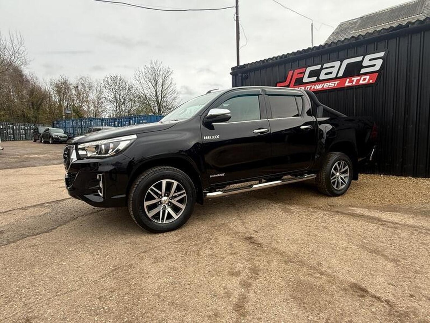 Used Toyota Hilux 2019 for sale - 76407472: Photo 75