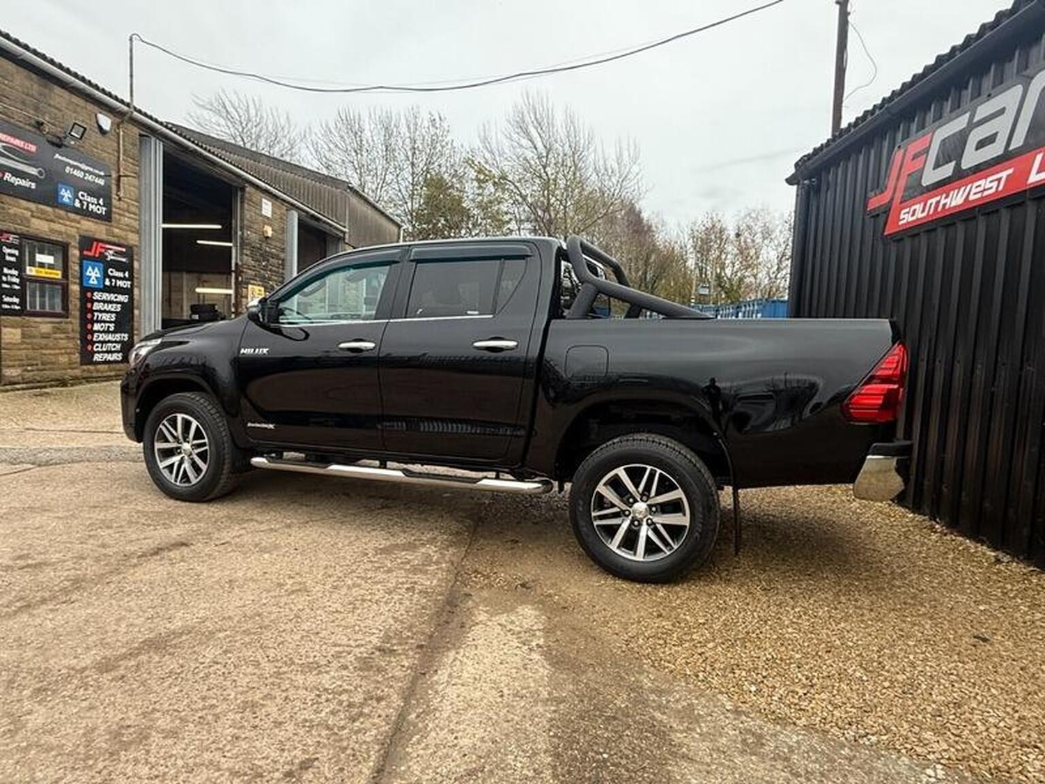 Used Toyota Hilux 2019 for sale - 76407472: Photo 77
