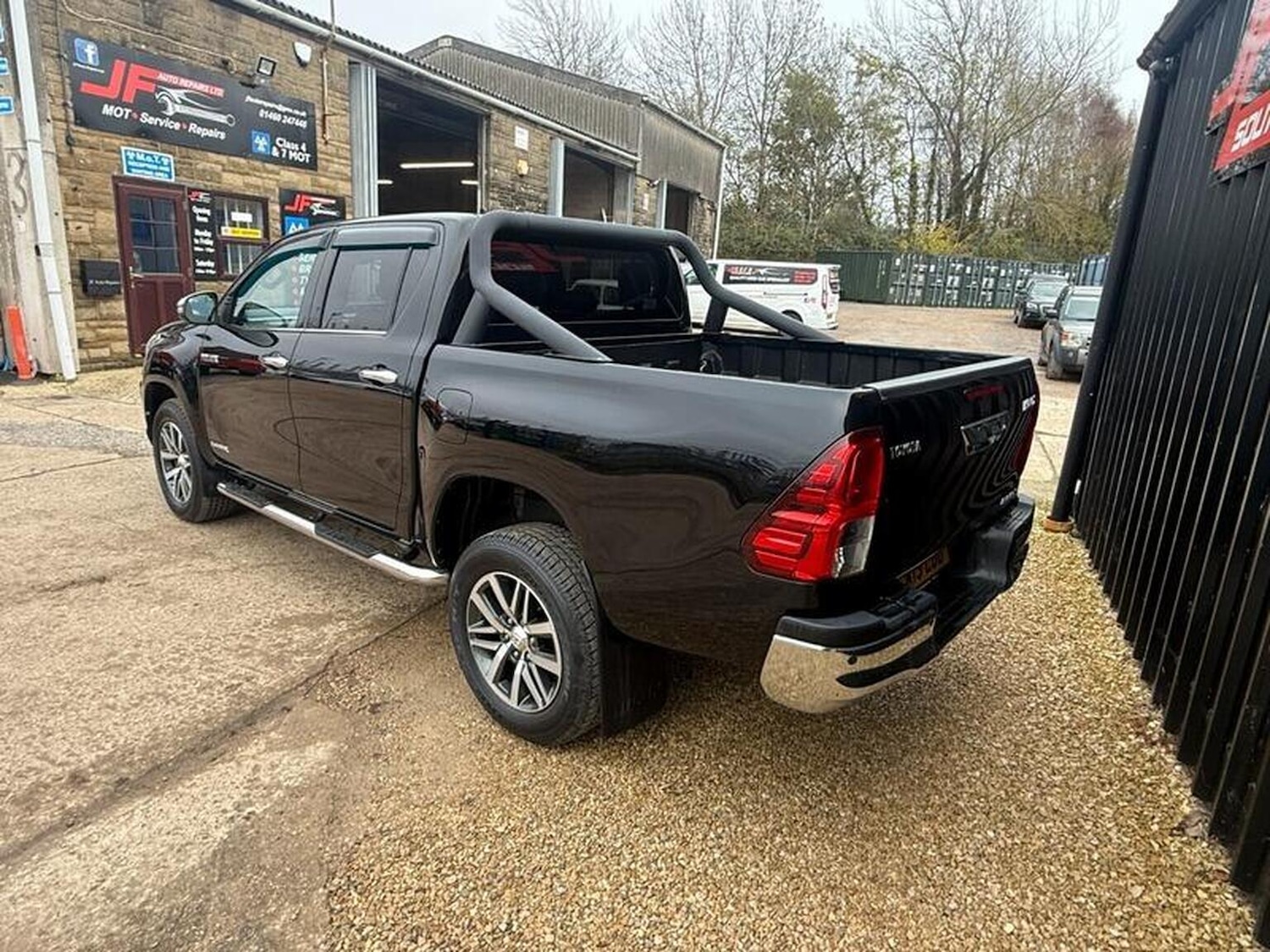 Used Toyota Hilux 2019 for sale - 76407472: Photo 78