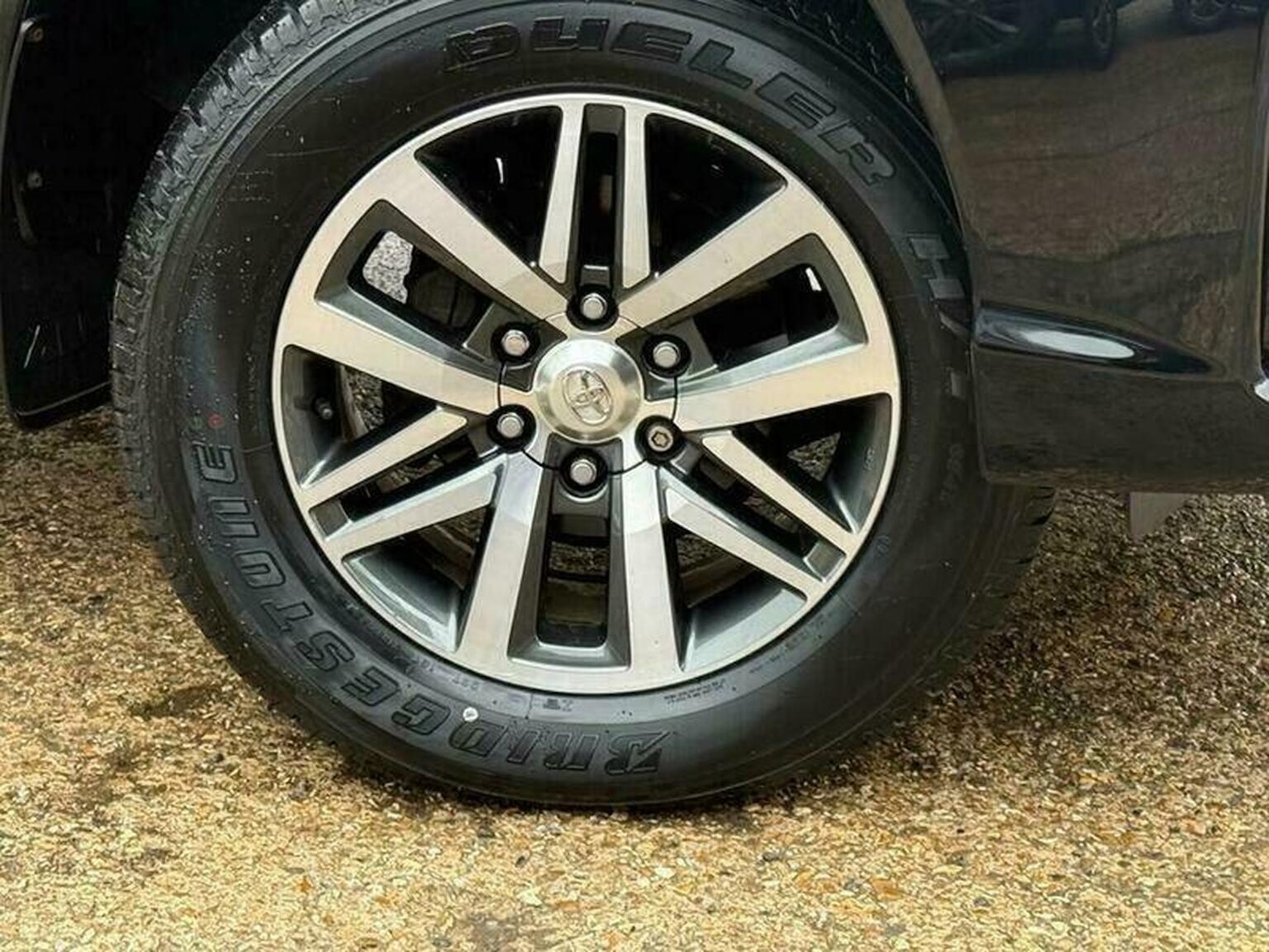 Used Toyota Hilux 2019 for sale - 76407472: Photo 9