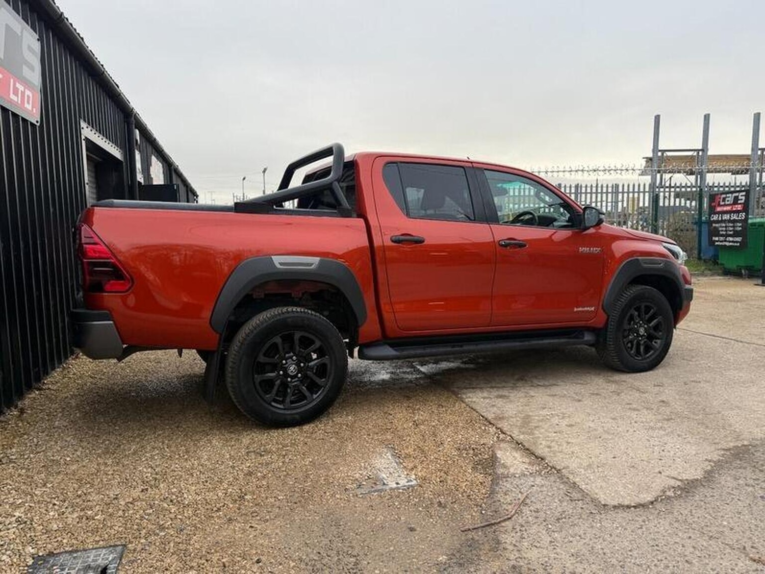 Used Toyota Hilux 2021 for sale - 76471176: Photo 86