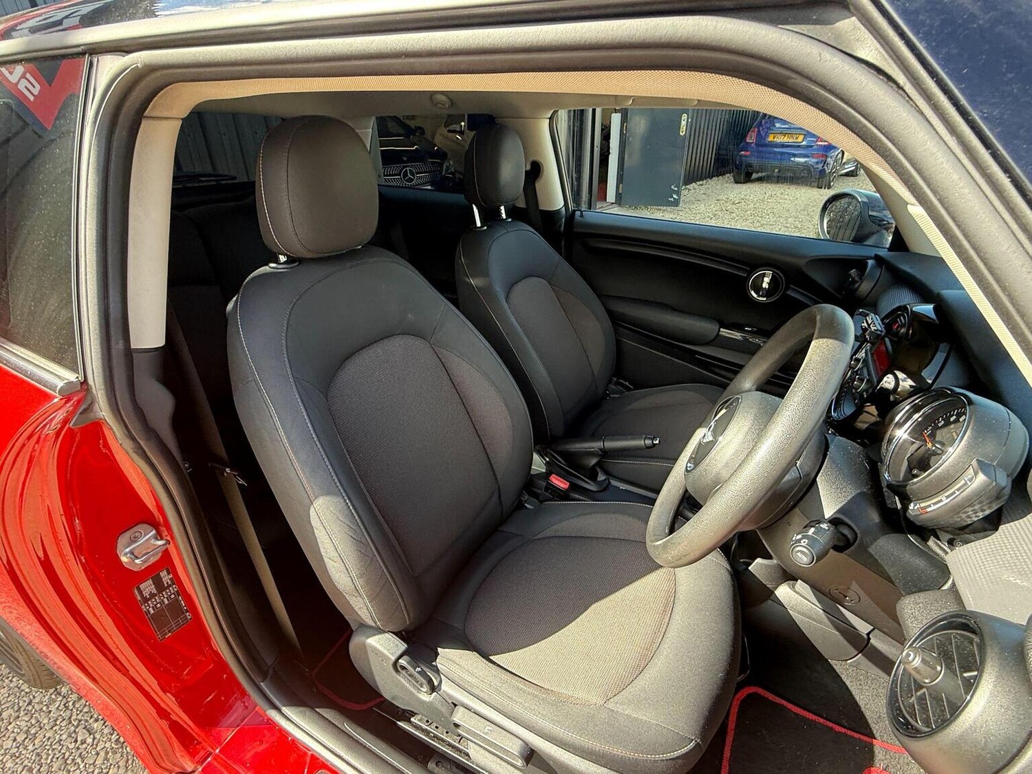 Used MINI Hatch 2018 for sale - 78112145: Photo 12