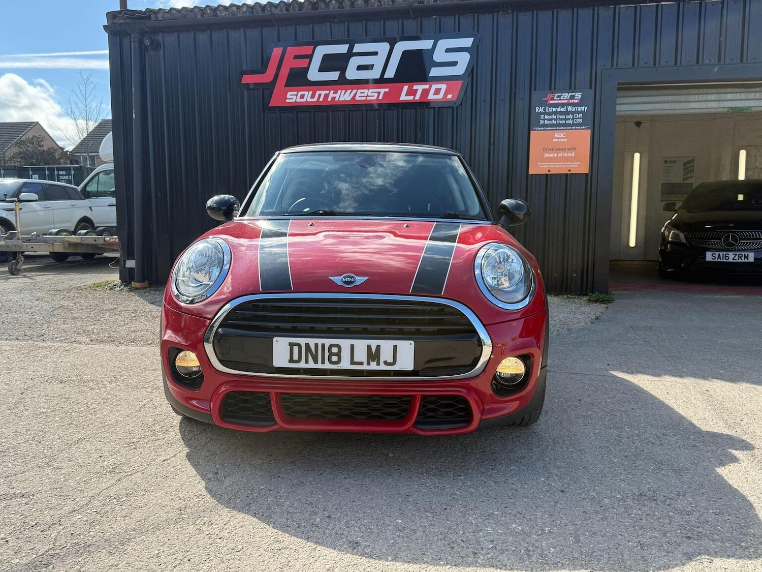 Used MINI Hatch 2018 for sale - 78112145: Photo 2
