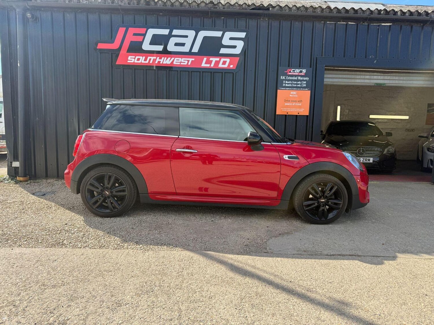Used MINI Hatch 2018 for sale - 78112145: Photo 24